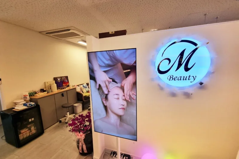 Myeongdong Beauty Sky view Spa | Full Body &amp; Foot Massage in Seoul Korea | Myeongdong Beauty &amp; Massage (16/17)