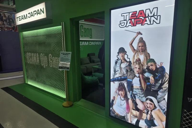 World of Street Woman Fighter 2025 - Photo Zone<Incheon Sangsang Platform> (40/64)