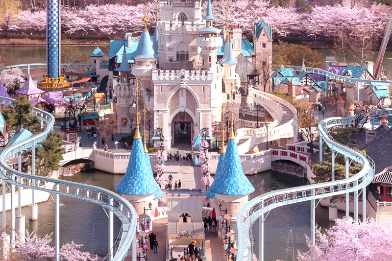 Incheon Airport to Seoul Shuttle Bus Tour including Lotte World, Seoul Sky, and 1883 Incheon Global Stamp Tour (5/24)