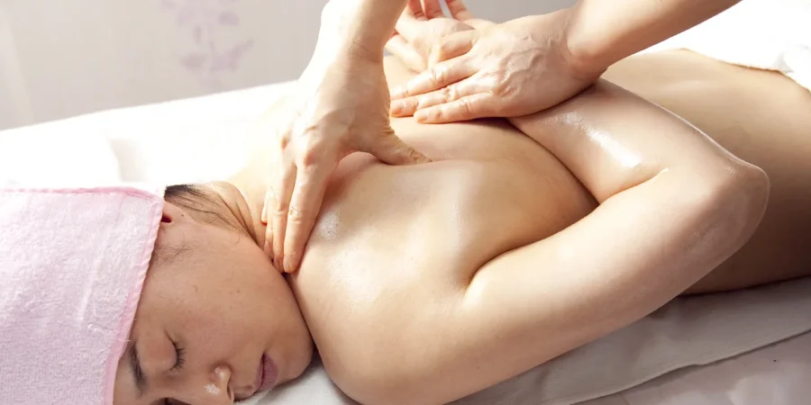 Seoul MIZO Massage Rooftop Spa in Myeongdong <Full Body - Foot - Facial>