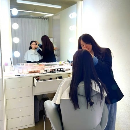 Seoul Gangnam K-POP Hair & Makeup Salon by Cutloose