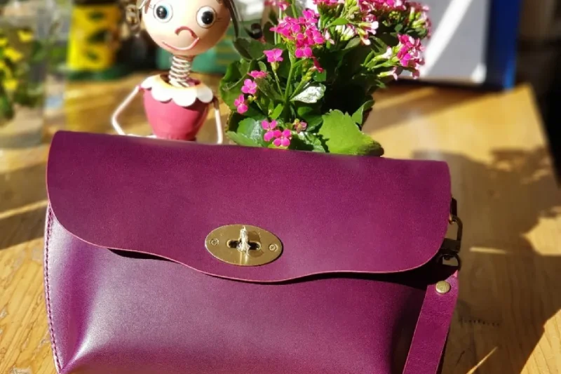 Jeaminan Gajuk Gongbang<JEAMINAN Leather Studio> (18/23)
