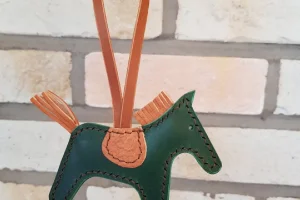 Jeaminan Gajuk Gongbang<JEAMINAN Leather Studio>