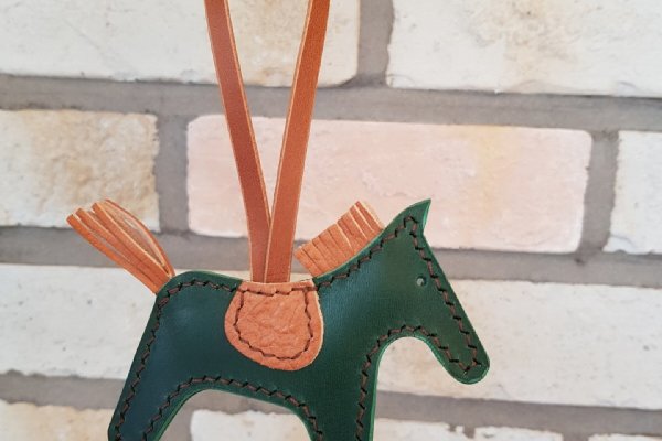 Jeaminan Gajuk Gongbang<JEAMINAN Leather Studio>