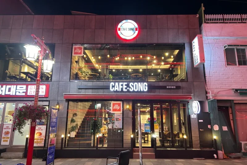 Incheon Donghwamaeul Cafe_Cafe Song Donghwamaeul Branch (15/27)