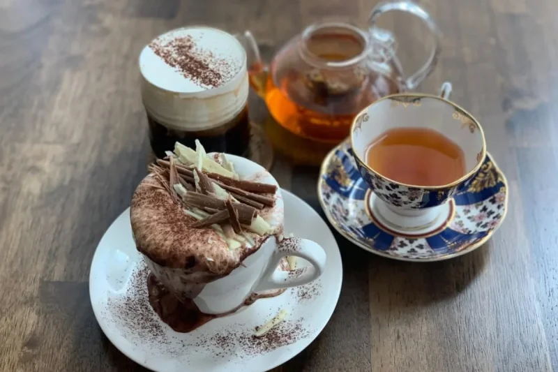 Celebre Cafe (21/40)