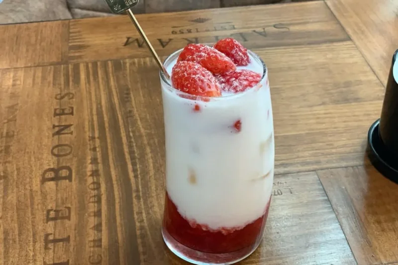 Celebre Cafe (22/40)