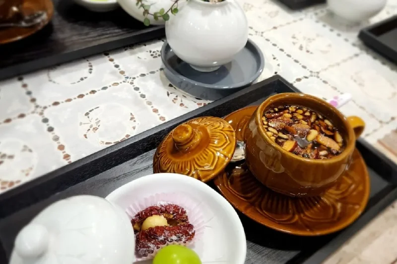 Hoyeonnamu Cafe (12/14)