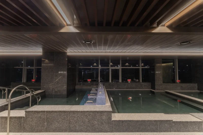 Blue Ocean Wellness Spa (8/52)