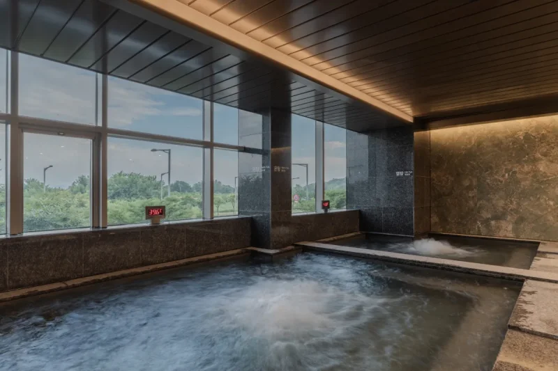 Blue Ocean Wellness Spa (9/52)