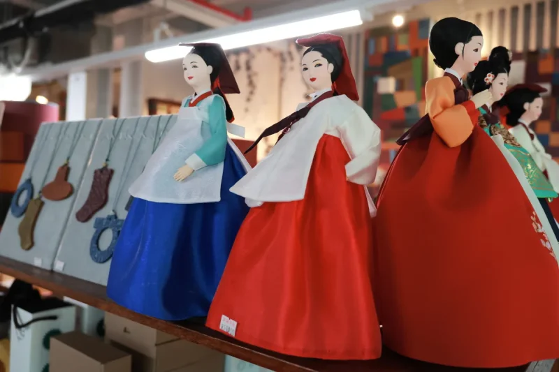 HANJISAENGGAK LeeDak Hanji Art Gallery - Incheon Sangsang Platform Branch (36/37)