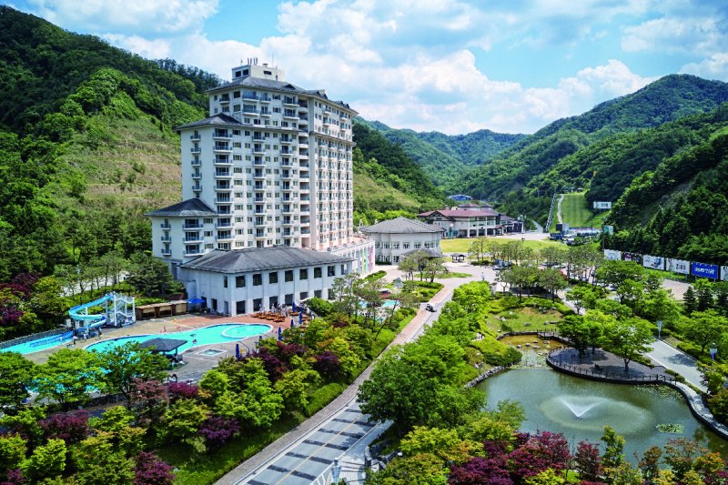 ELYSIAN GANGCHON SKI RESORT (4/25)