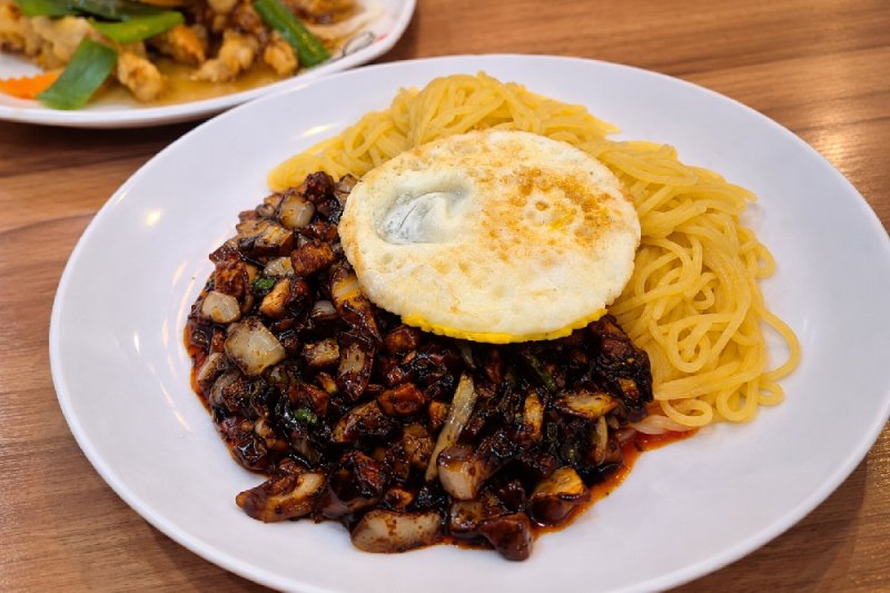 Pungmi (Chinese Restaurant) (9/11)